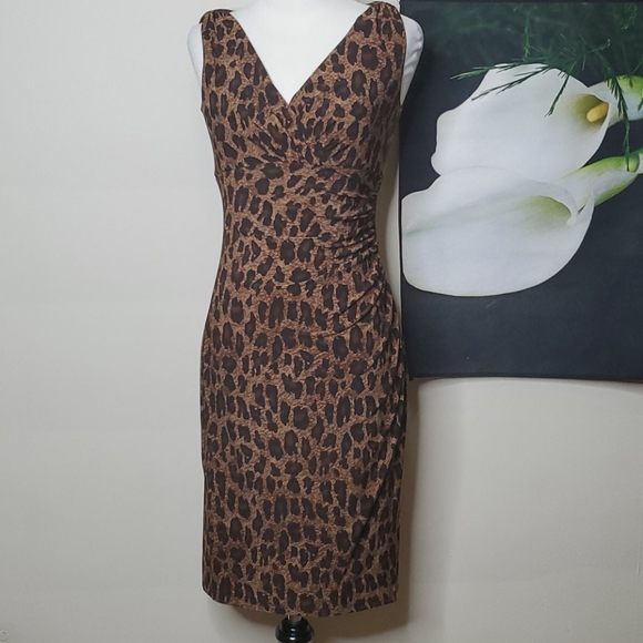 sleeveless animal print dress
